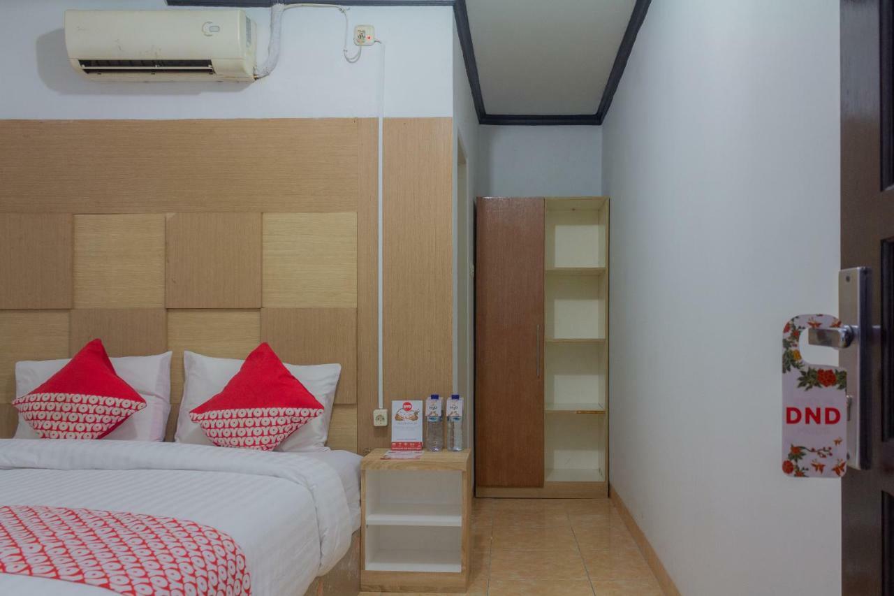 Oyo 649 K68 Residence Jakarta Exteriör bild