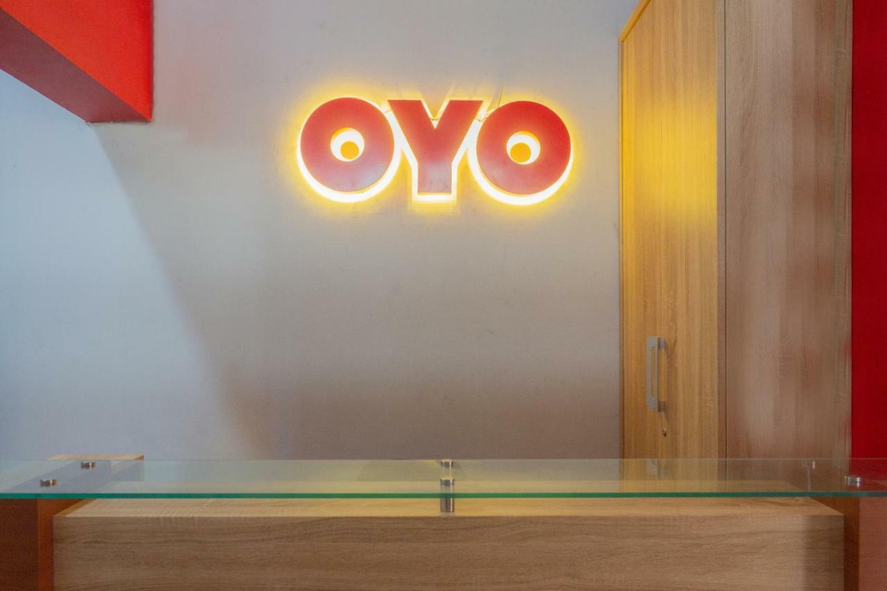 Oyo 649 K68 Residence Jakarta Exteriör bild