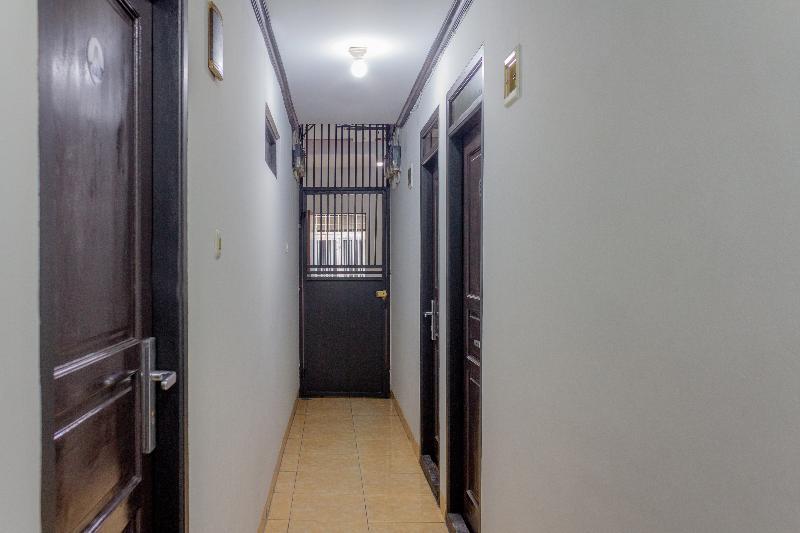 Oyo 649 K68 Residence Jakarta Exteriör bild