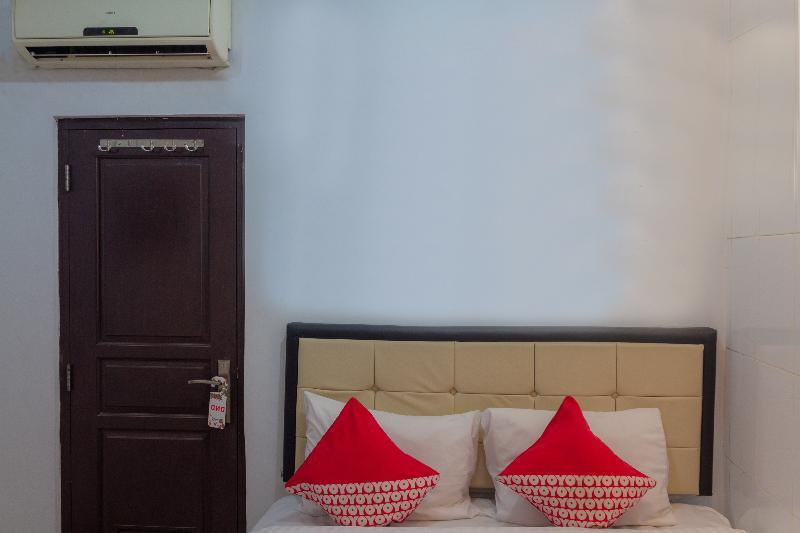 Oyo 649 K68 Residence Jakarta Exteriör bild